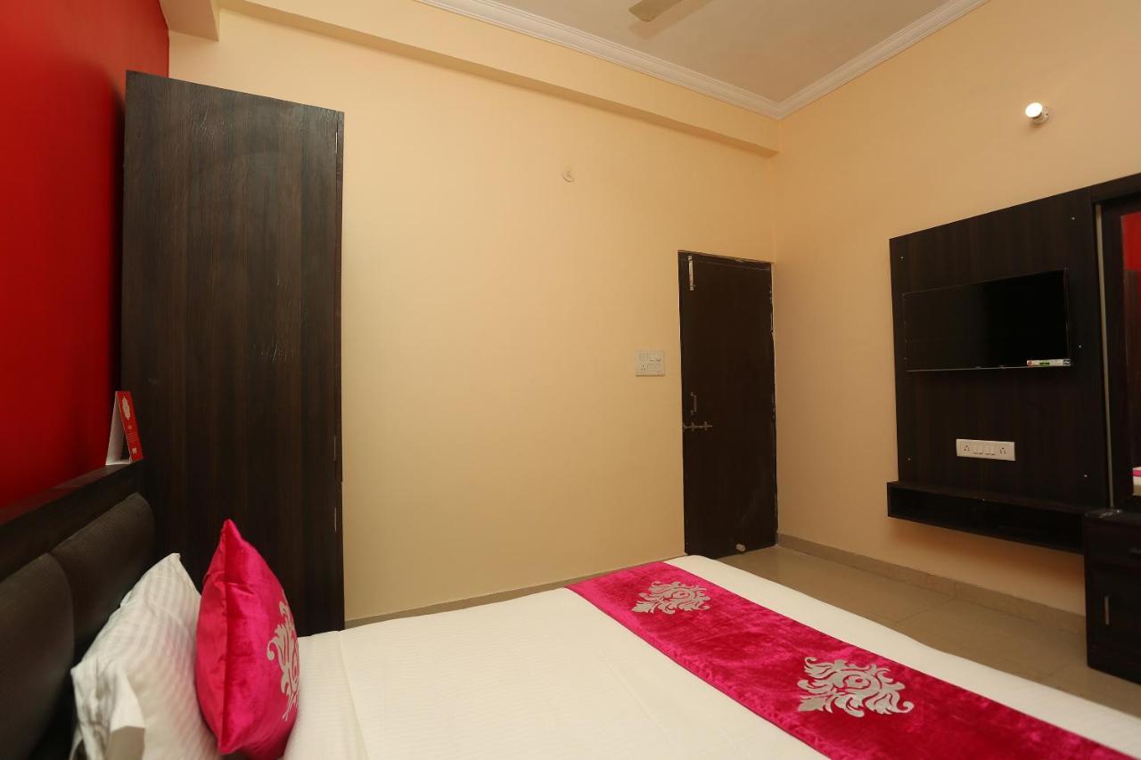 Oyo Flagship 17204 Vrindawan Galaxy Hotel Kānpur Exterior photo